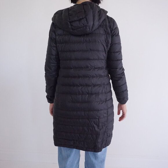 Aritzia Black Puffer Jacket - Picture 3 of 15